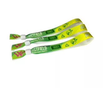   Bracelets RPET (15x340mm, impression en couleur sur un côté, eco-responsables, inscriptions variables) - anneau en plastique à usage multiple